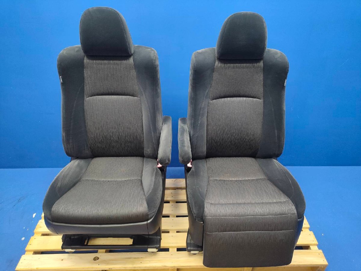 20 アルファード ヴェルファイア 前期 7人乗 黒 運転席 助手席 フロント シート 左右セット 電動 オットマン　　　　　2501839　フロア　友