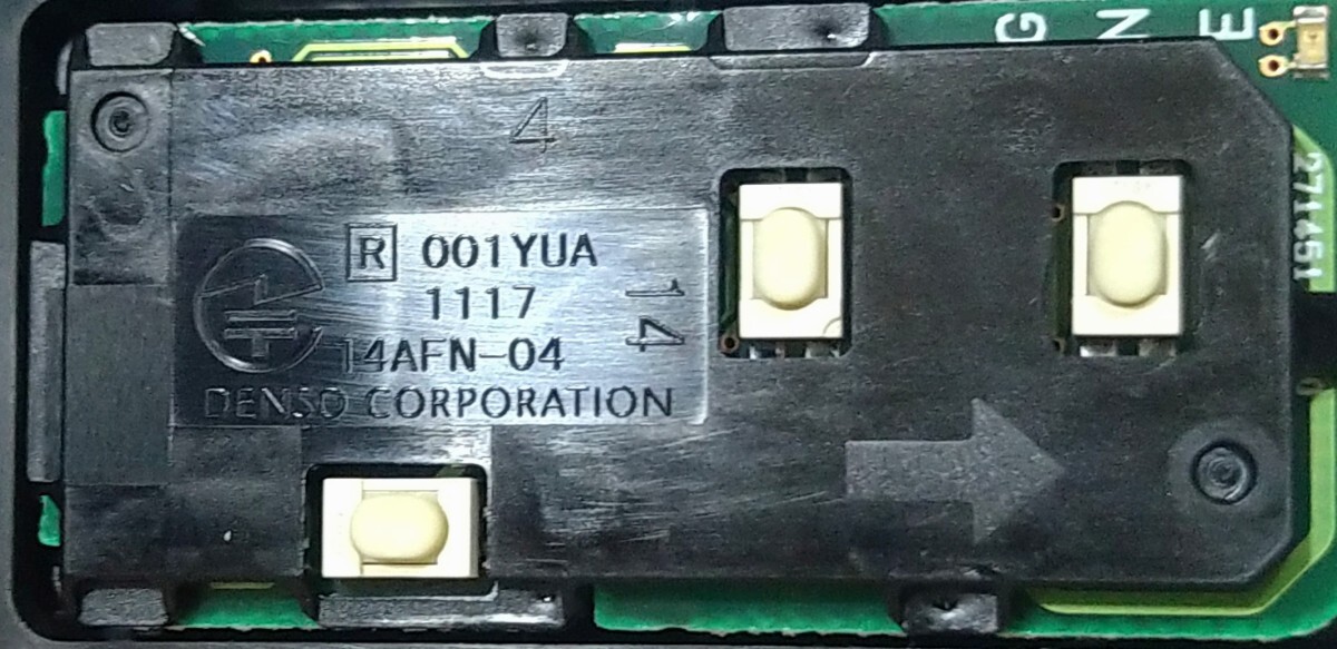 ひかっちさま確認ページ♡ 初期化済トヨタ純正 スマートキー3ボタンクラウン200系基盤番号