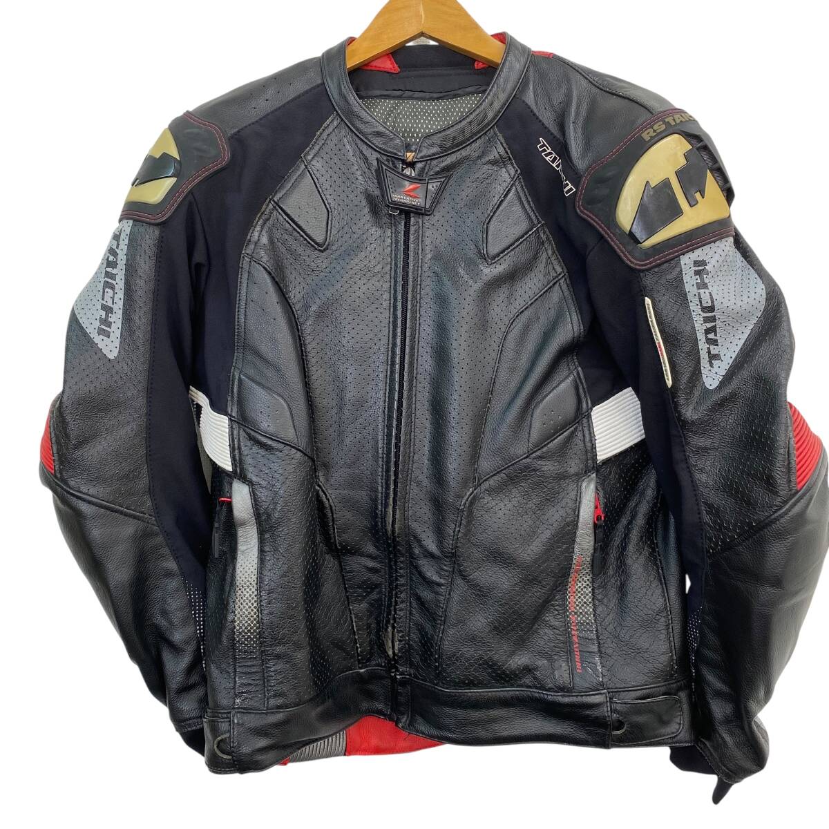 【即決】RS TAICHI アールエスタイチ RSJ825 パンチングレザージャケット ※胸部プロテクター付き 黒系 ブラック系 XXLサイズ 22270-120_画像1