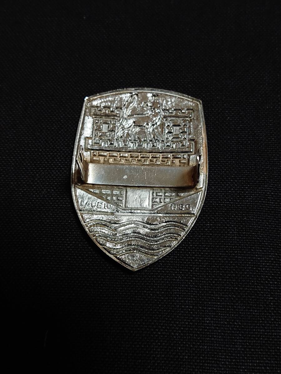 空冷 VW 純正 フロントフード ウォルフスブルグ メダリオン フルカラー 4ブリック_画像4