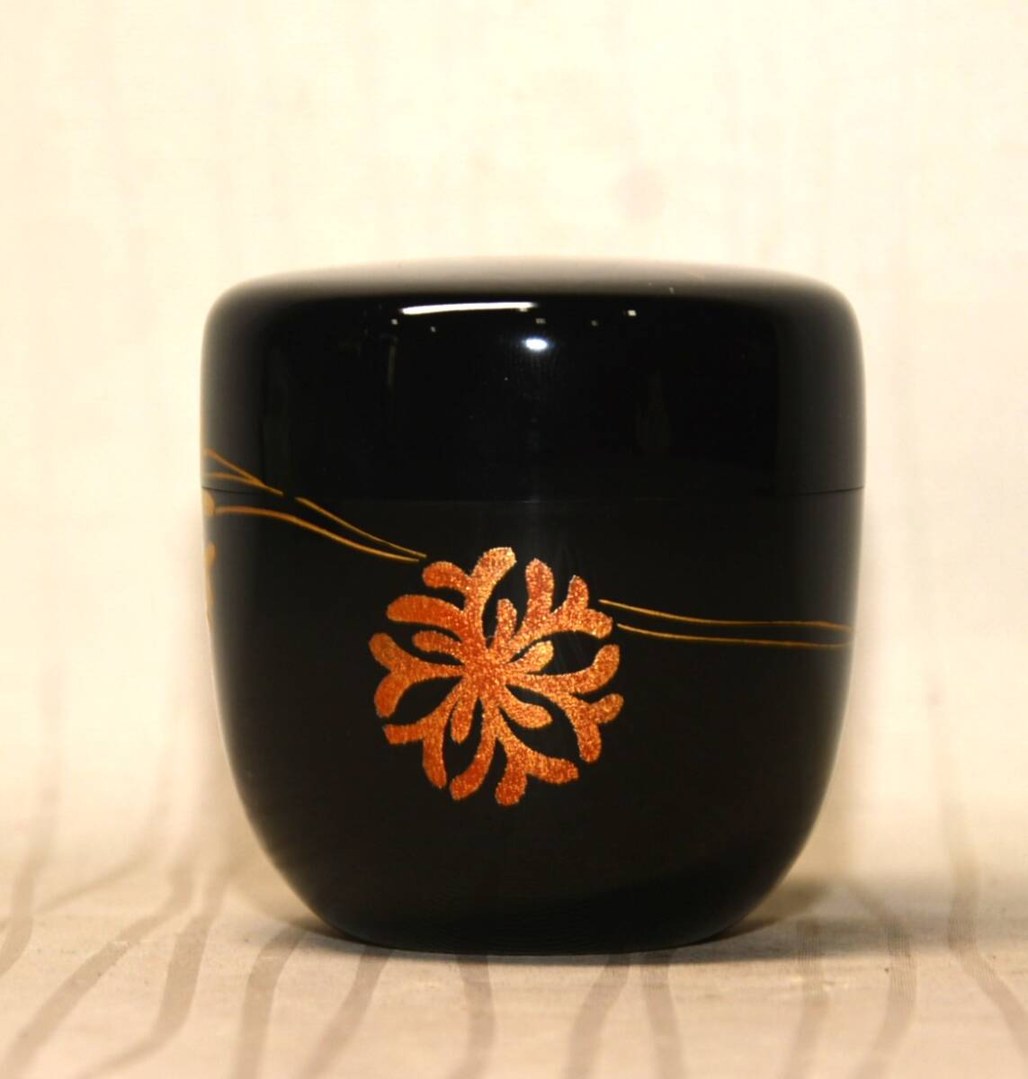 50◆初荷です ◆茶道具 加賀山中塗 井筒寛斎造 海松波蒔絵中棗 木製漆塗 ◆共箱 未使用美品_画像4