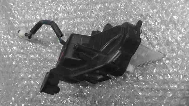 シグナス-X SR FI　SEA5J　の　デイライト　LED　右　　　　 *1755748748　中古_画像3