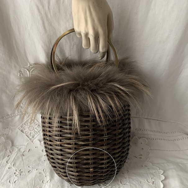 VIOLAd'ORO　ヴィオラドーロ　ファー＆バスケット バッグ　タヌキ毛皮　かご　天然素材　籠 ハンドバッグ　 婦人鞄 レディース_画像10
