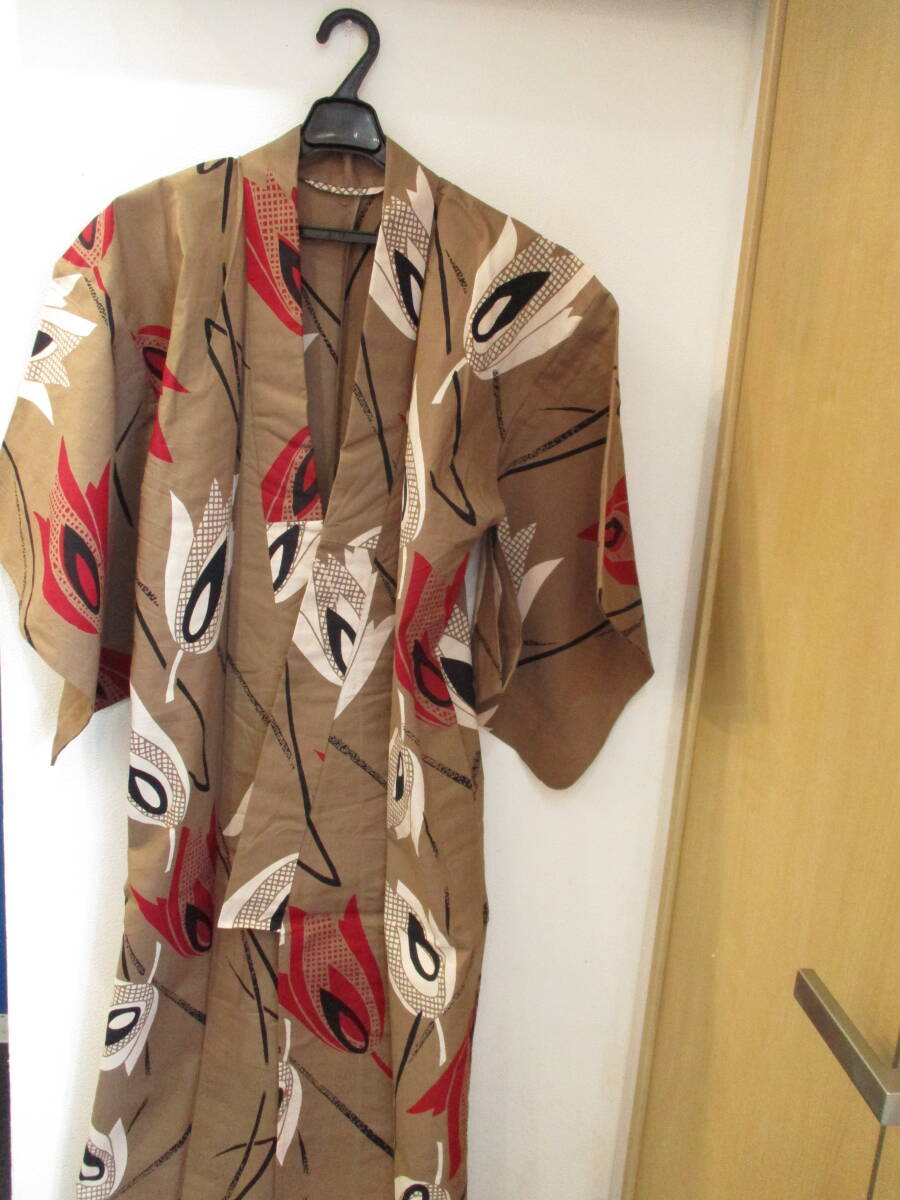 浴衣 帯セット　ゆかた　ゆかた帯　作り帯　ワンタッチ帯　ベージュ系　チューリップ柄　レッド系　おまとめ2点　USED品　箱無し_画像2