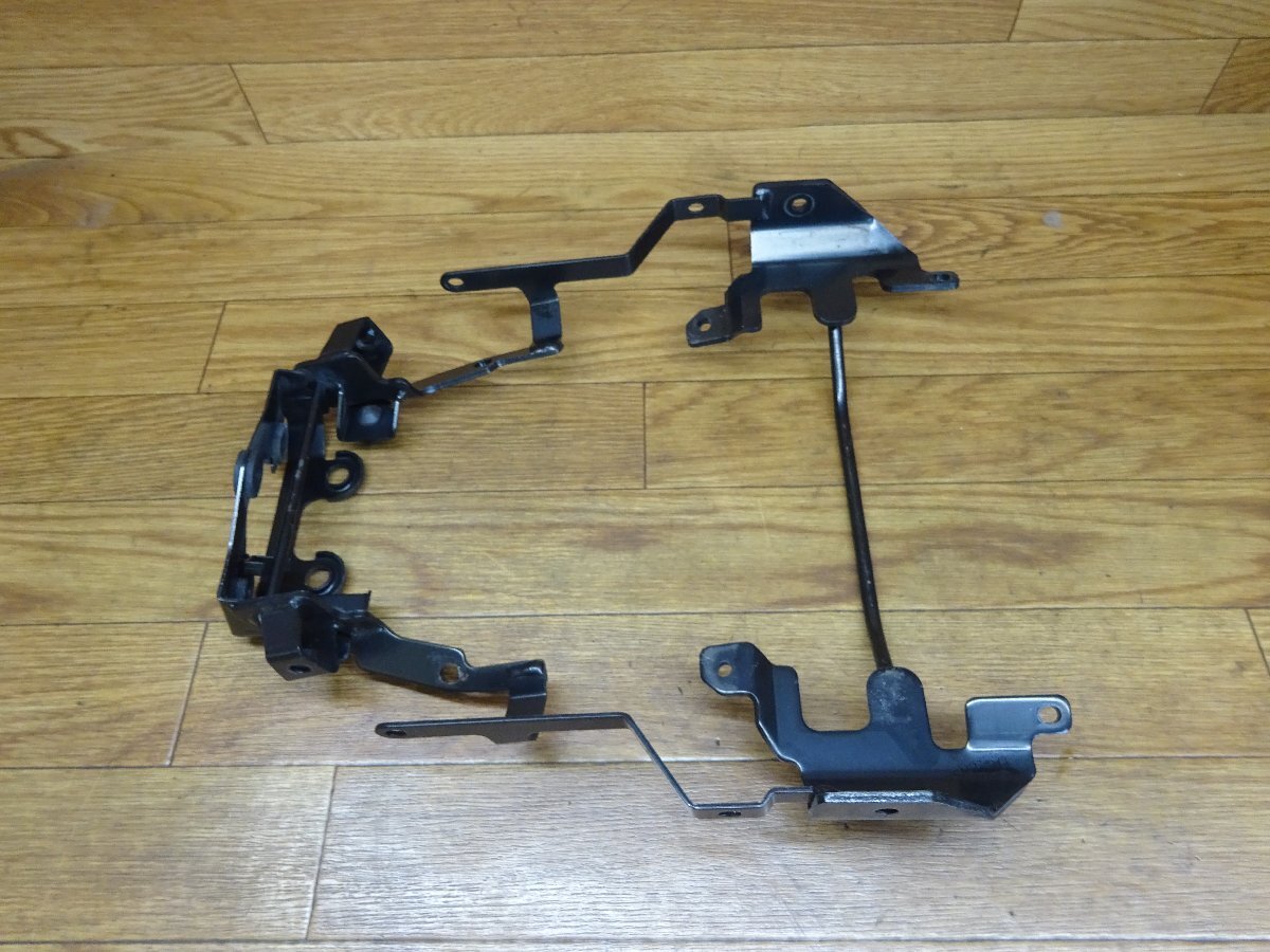 [Y18] FZ-1 フェザー RN21J □ ヘッドライトサポート_画像6