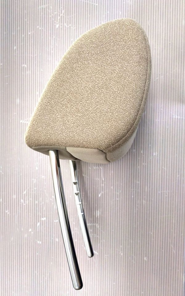 ★　Honda　N-BOX　ＪＦ３　　ヘッドレスト　運転席　フロントヘッドレスト　まくら　　純正中古部品　　自管理5ta290_画像3