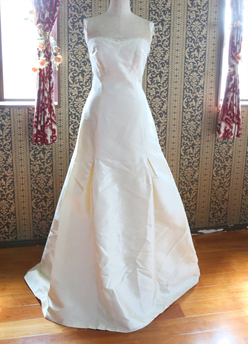 ACQUA CHIARAイタリア製シルク100％高級ウエディングドレス9号Mサイズキナリ_画像1