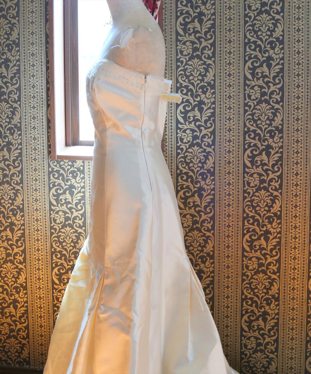 ACQUA CHIARAイタリア製シルク100％高級ウエディングドレス9号Mサイズキナリ_画像7