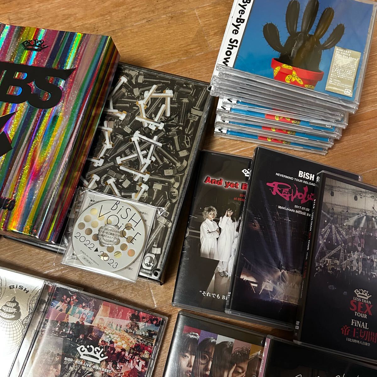BiSH まとめ売り DVD、グッズ等セット BiSH CD DVD Blu-ray セット まとめ売り 初回生産限定盤 あり