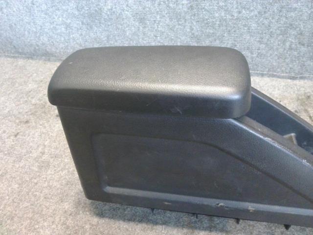 ノート DBA-E11 コンソールボックス 個人宅不可、OP品、同梱不可 即決品_画像2