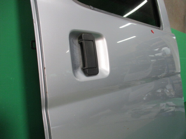 H24年 S321V ハイゼット ダイハツ 左リアドア S28/ブライトシルバーメタリック 即決!※個人様宅配送不可_画像4
