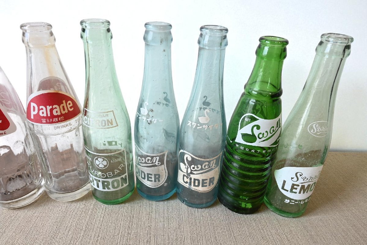 ○ドリンクの瓶　13點(diǎn)セット　LEMON LESCA　Swan　フラント　kurobar CITRON　レトロ　昭和　　古道具のgplus広島 2508i