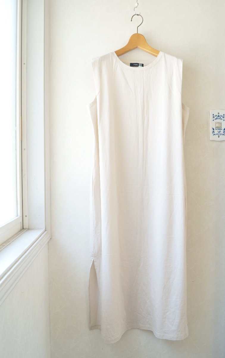 ★送料無料! PARIGOT/パリゴ * サイドスリット ノースリー ワンピース　/アイボリー 薄手コットン*　古着のgplus広島2508t1_画像1