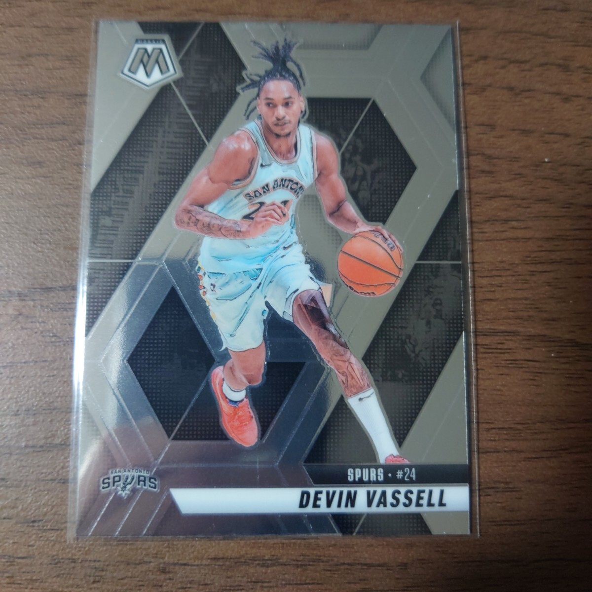 Devin Vassell Panini Mosaic карта #24