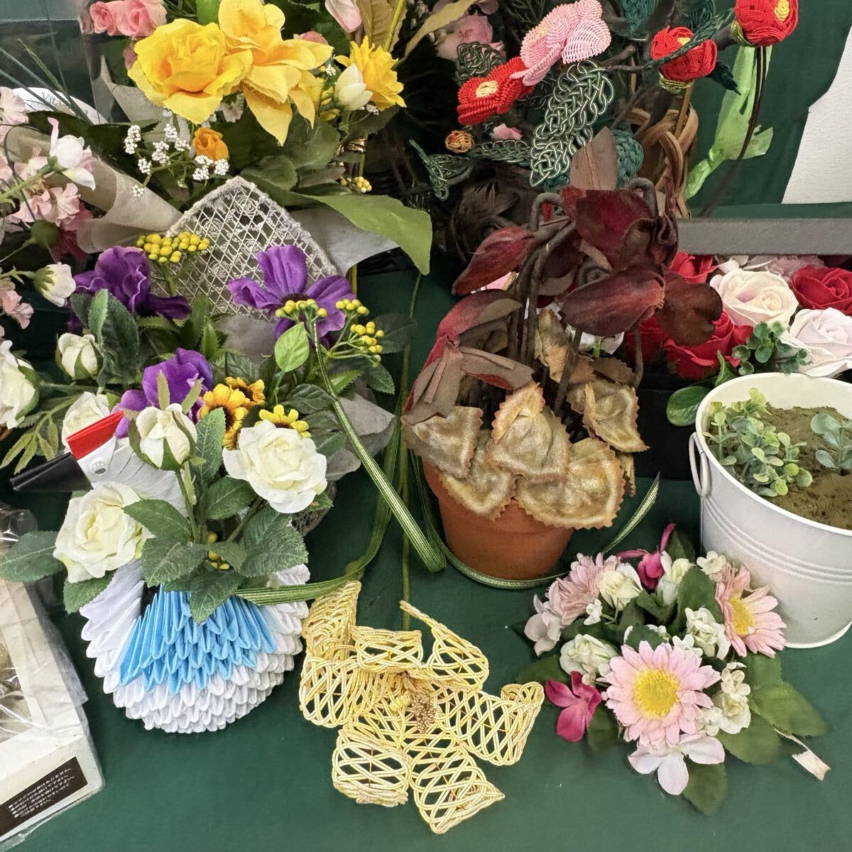 〇中古《フラワー インテリア まとめて》 造花 洋風 花 インテリア 籠 263-13_画像4