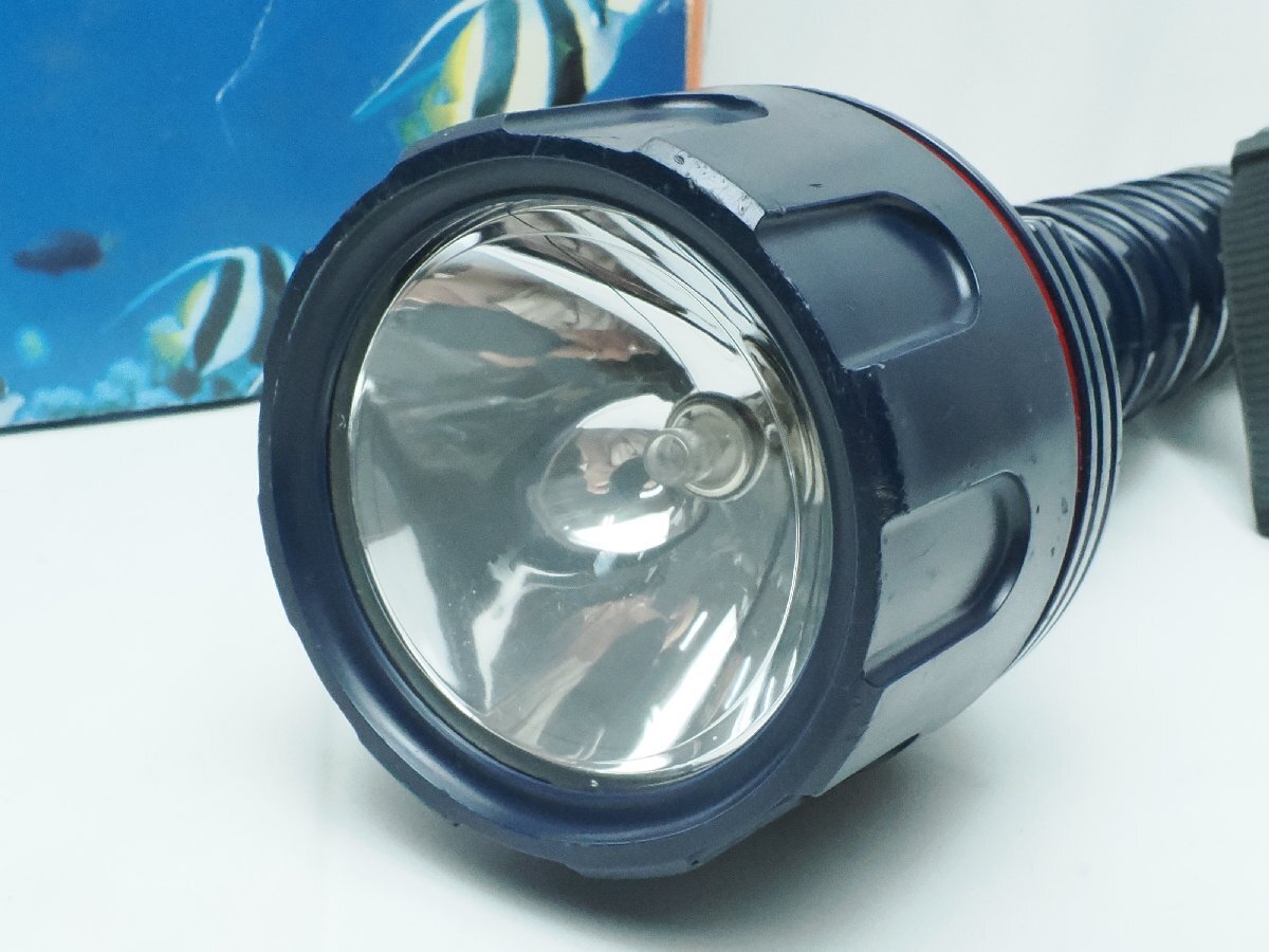TOSHIBA 東芝 K-133 水中ライト 単1×4本使用 動作確認済 カラー:ネイビー 元箱付き スキューバダイビング用品 [3F29-64498]_画像2