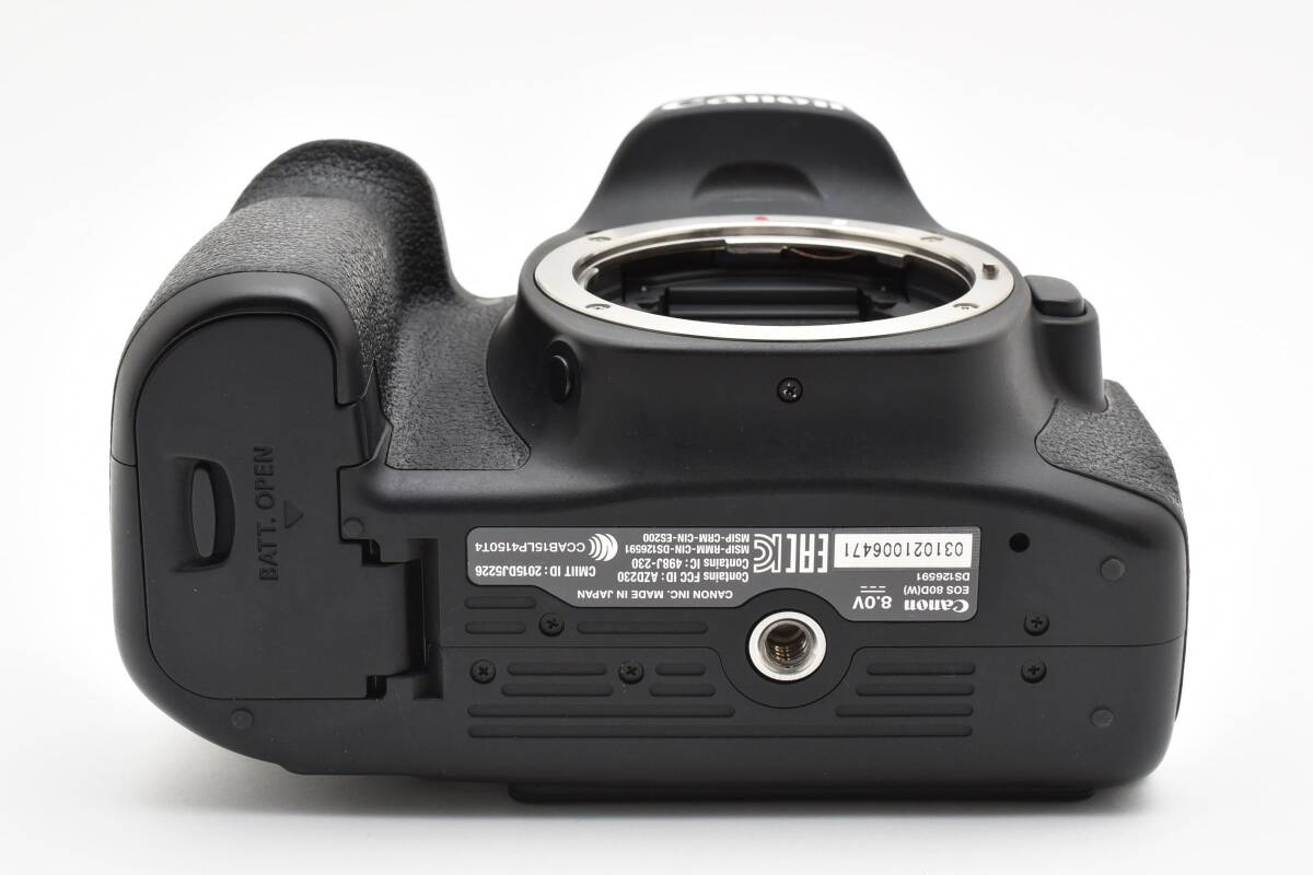 [完動品] Canon EOS 80D デジタル一眼レフカメラ Amazon.co.jp: 【整備済み品】 キヤノン デジタル一眼レフカメラ