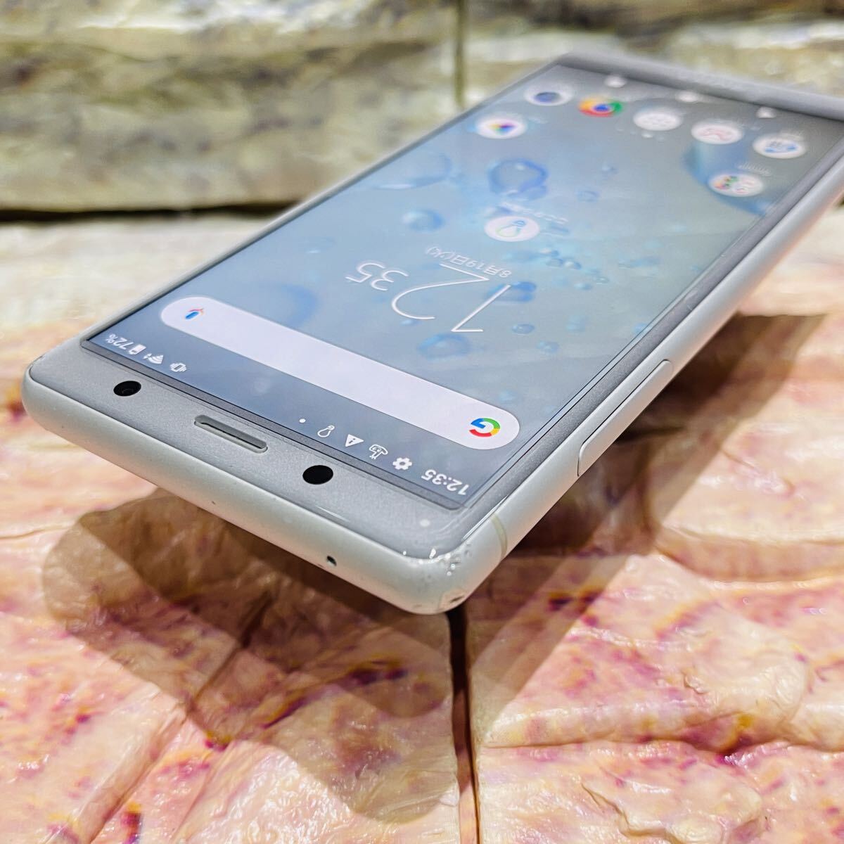 SIMフリー Xperia XZ2 Compact 64GB 304 ホワイトシルバー 電池良好
