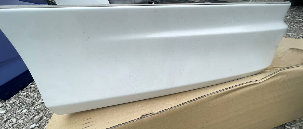 ヴォクシー用　 純正モデリスタＲスカート D2641-55310-A0 (中古品)　_画像2