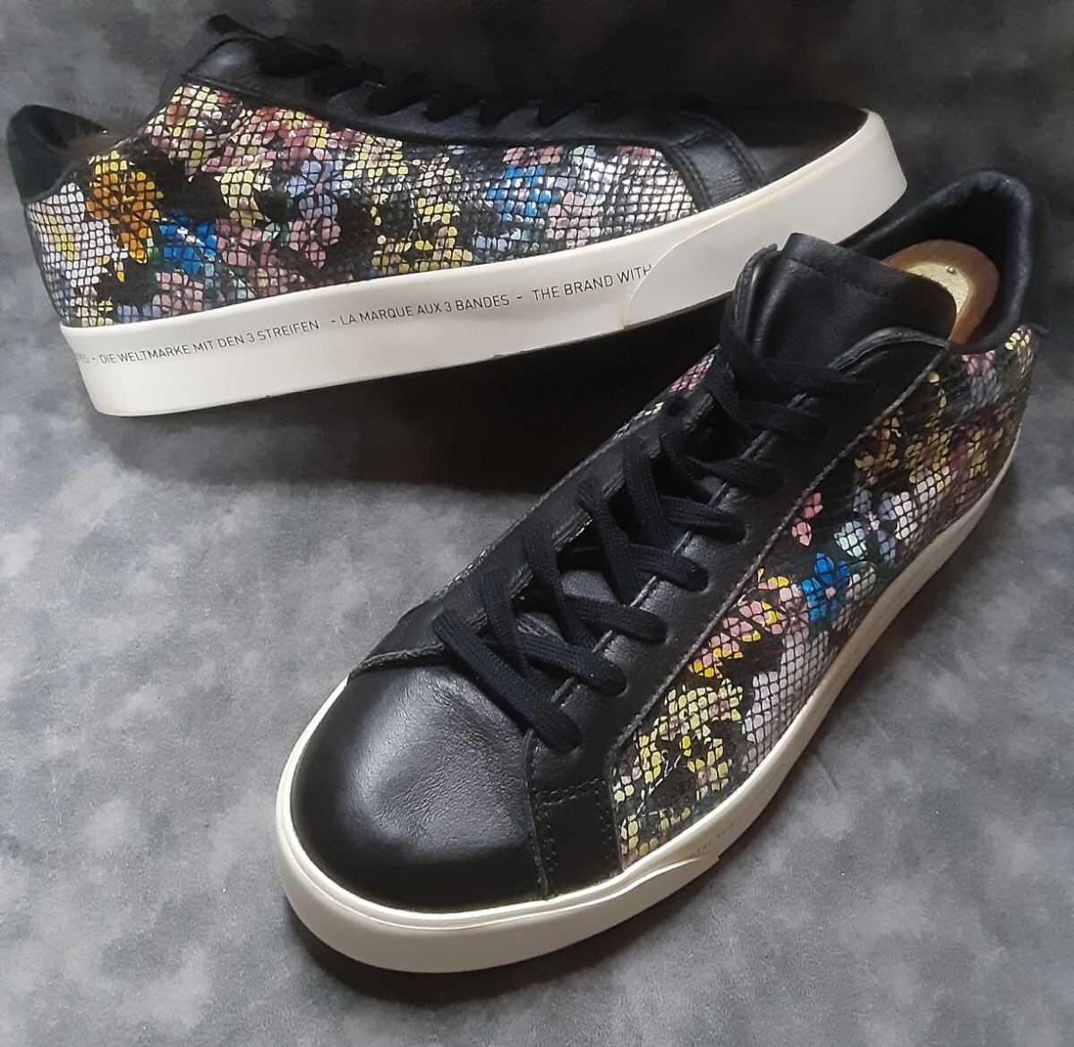 最値!希少海外!グラフィックフラワーデザイン!アディダス ロード レバー リマスタードスニーカー!コレクターズモデル!ブラック!黒白 27.5_画像2