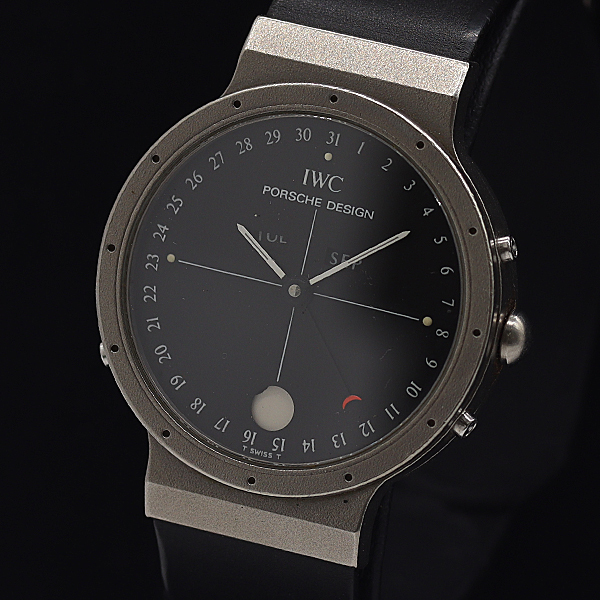 ポルシェデザイン IWC製 クォーツ腕時計 ジャンク品 1円 稼働 IWC ポルシェデザイン 2387975 ブラック文字盤 QZ