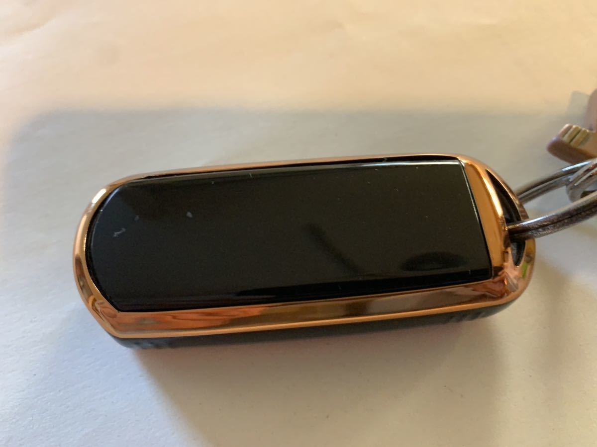 スマートキー キーレスカバーマツダ車用　3ボタン　黒/金　NC NDロードスターなどなどジャストフィット　ゴージャスな雰囲気！送料無(wú)料