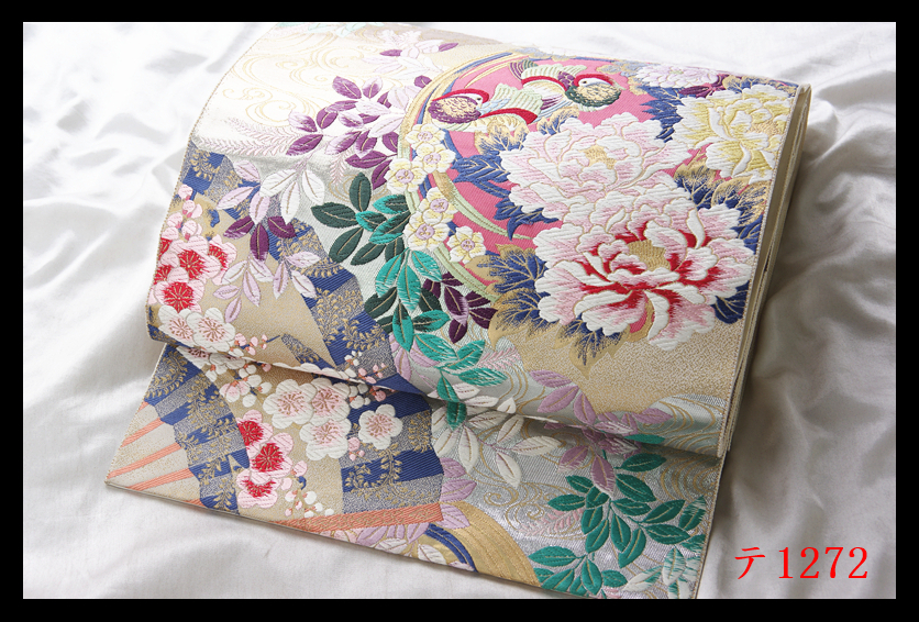 蔵【テ1272】厳選逸品 振袖可 鴛鴦草花紋 気品豊かに 正絹純金糸六通高級美術袋帯 ◇検簪着物名古屋帯和装小物帯締め_画像2