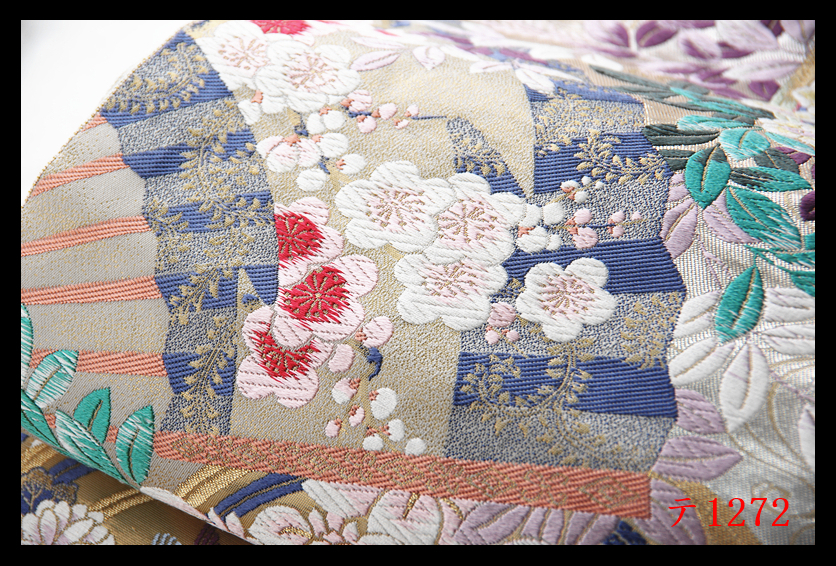 蔵【テ1272】厳選逸品 振袖可 鴛鴦草花紋 気品豊かに 正絹純金糸六通高級美術袋帯 ◇検簪着物名古屋帯和装小物帯締め_画像8