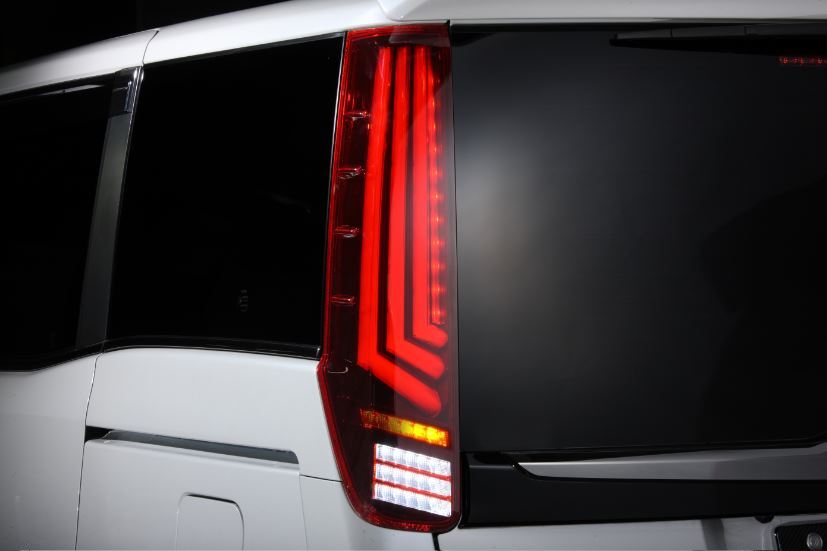 トムス LED テール ランプ ヴォクシー エスクァイア ノア ZRR80/85 ZWR80/85 純正品番81500-TZR80　ヴァレンティ_画像2