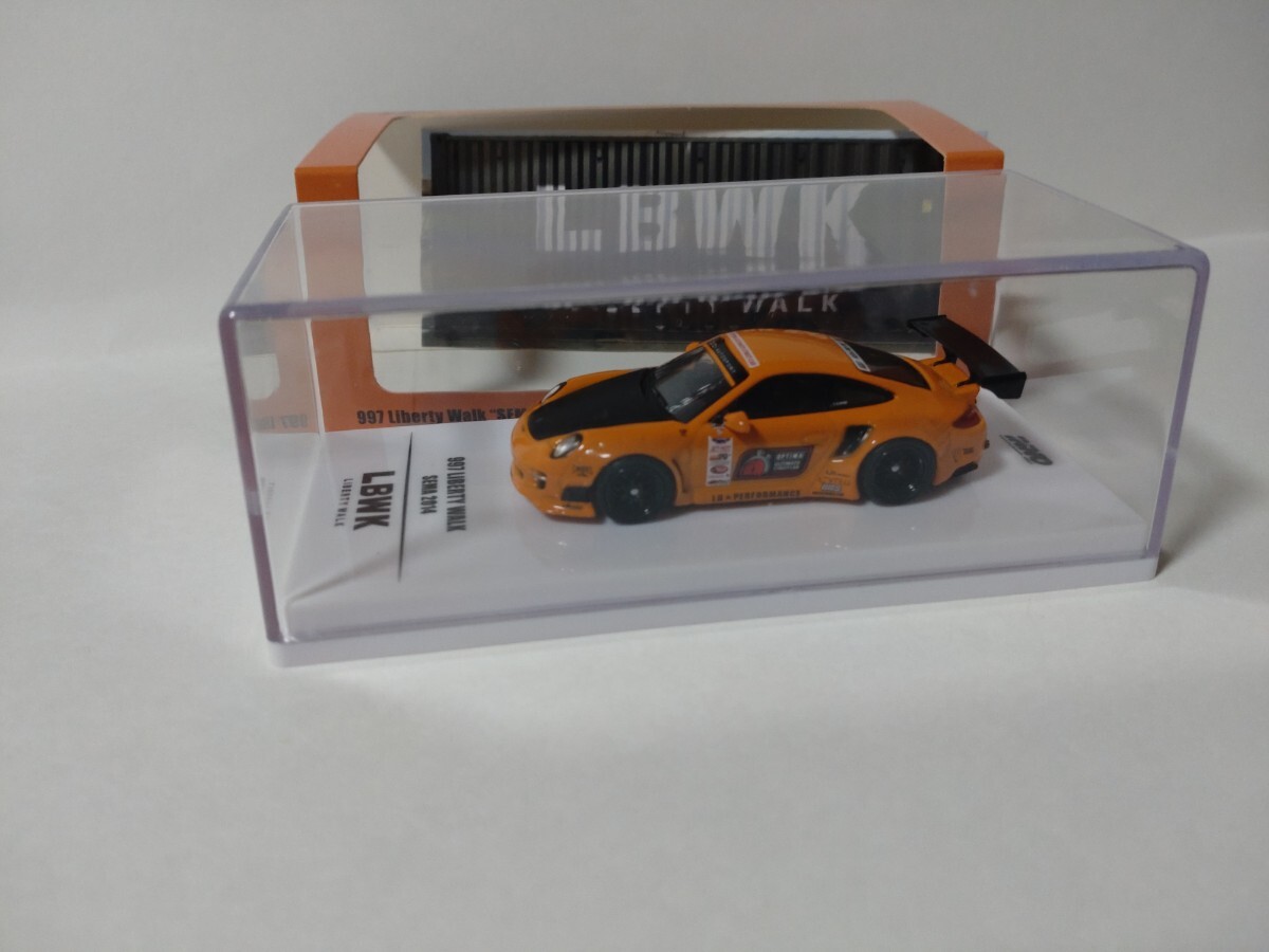 1/64 LIBERTY WALK 997 SEMA 2014 [INNO Models]_画像1