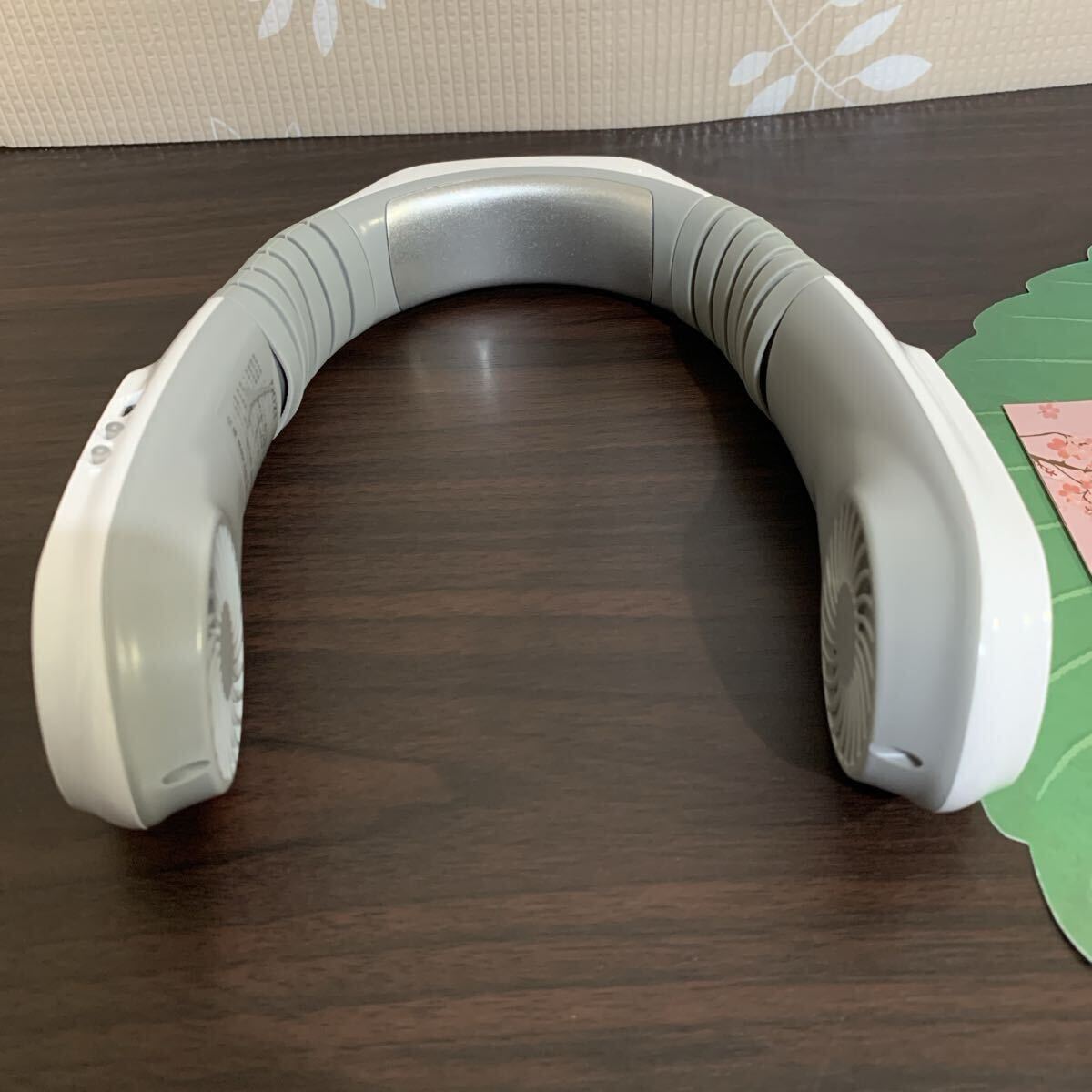 未使用 / 首掛け扇風機 / ネッククーラー 携帯扇風機 / USB充電式_画像5