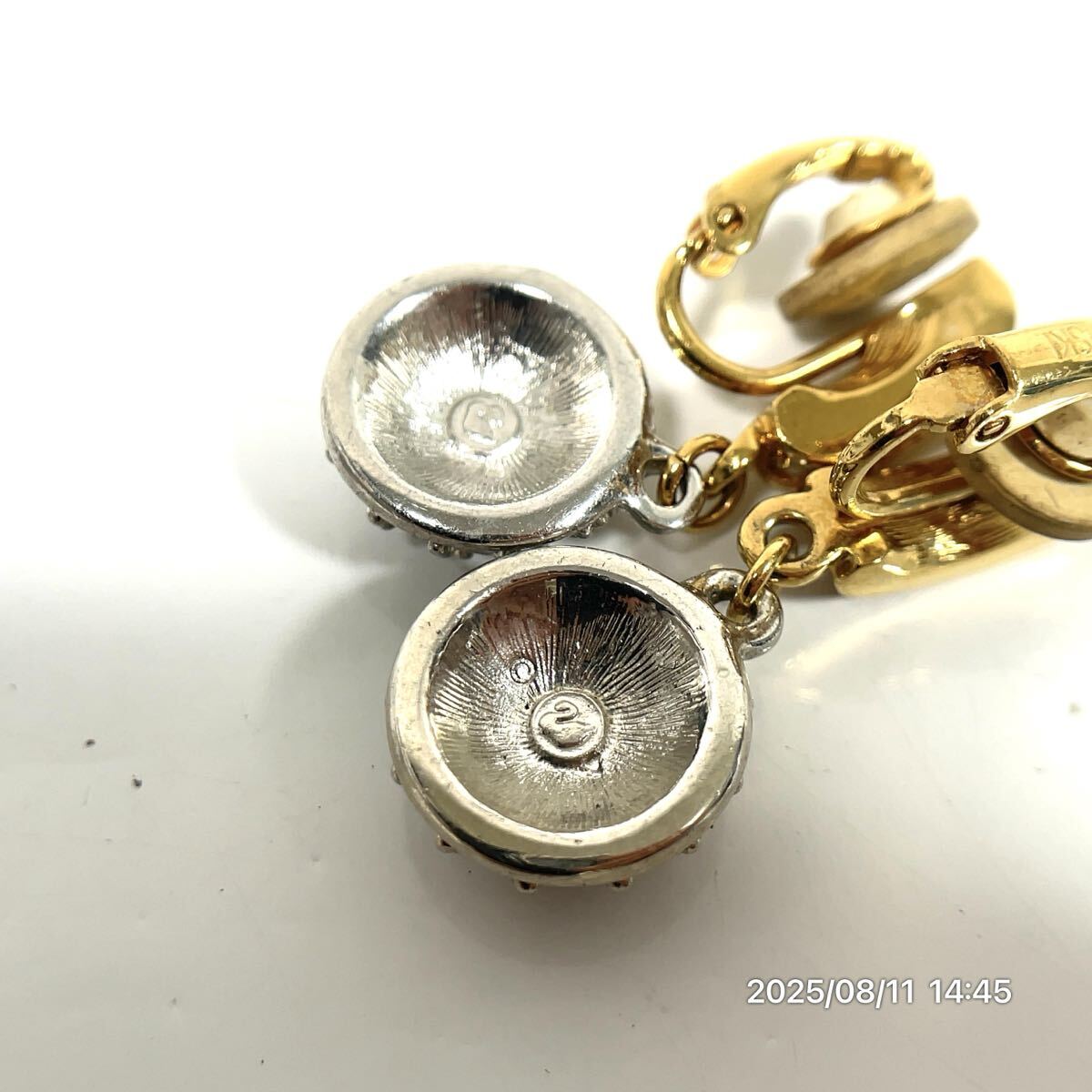 SWAROVSKI スワロフスキー サークル調 クリスタル ラインストーン ゴールド×シルバーカラー イヤリング ピアス アクセサリー 装飾品 小物_画像4