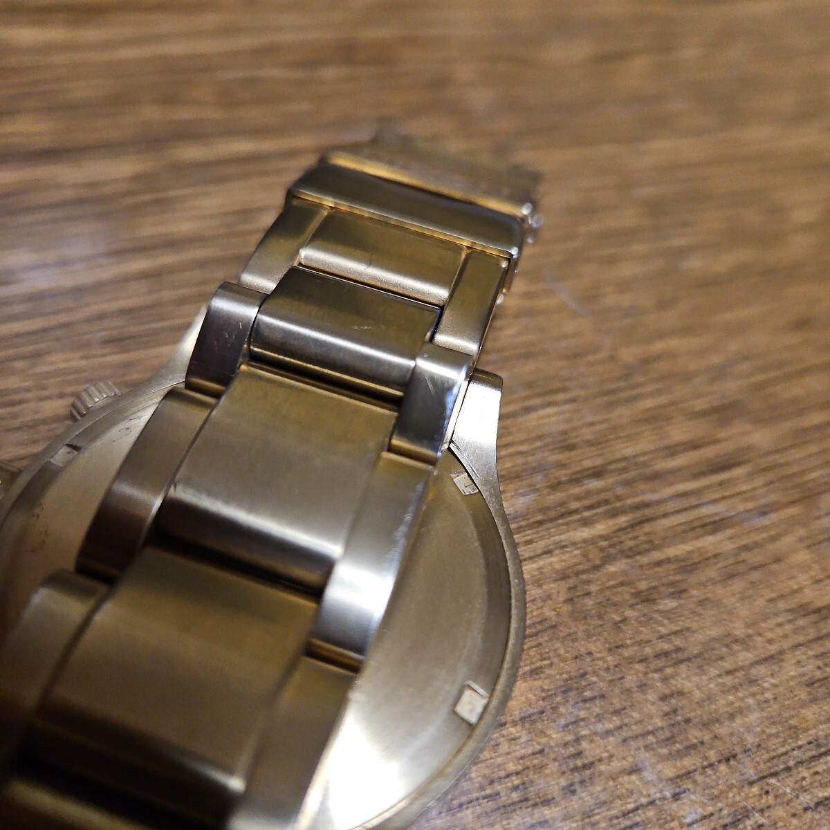 【送料600円】NIXON ニクソン 42-20 クロノ CHRONO ゴールド 中古 稼働品 (電池交換済み)_画像9