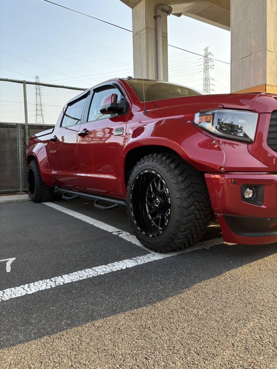 新品同様☆タンドラ☆TIS☆20インチ☆12j☆−44☆ pcd139.7/150-5H☆ATTURO TRAIL BLADE MT 33x12.50R20☆タンドラ☆セコイア_画像7