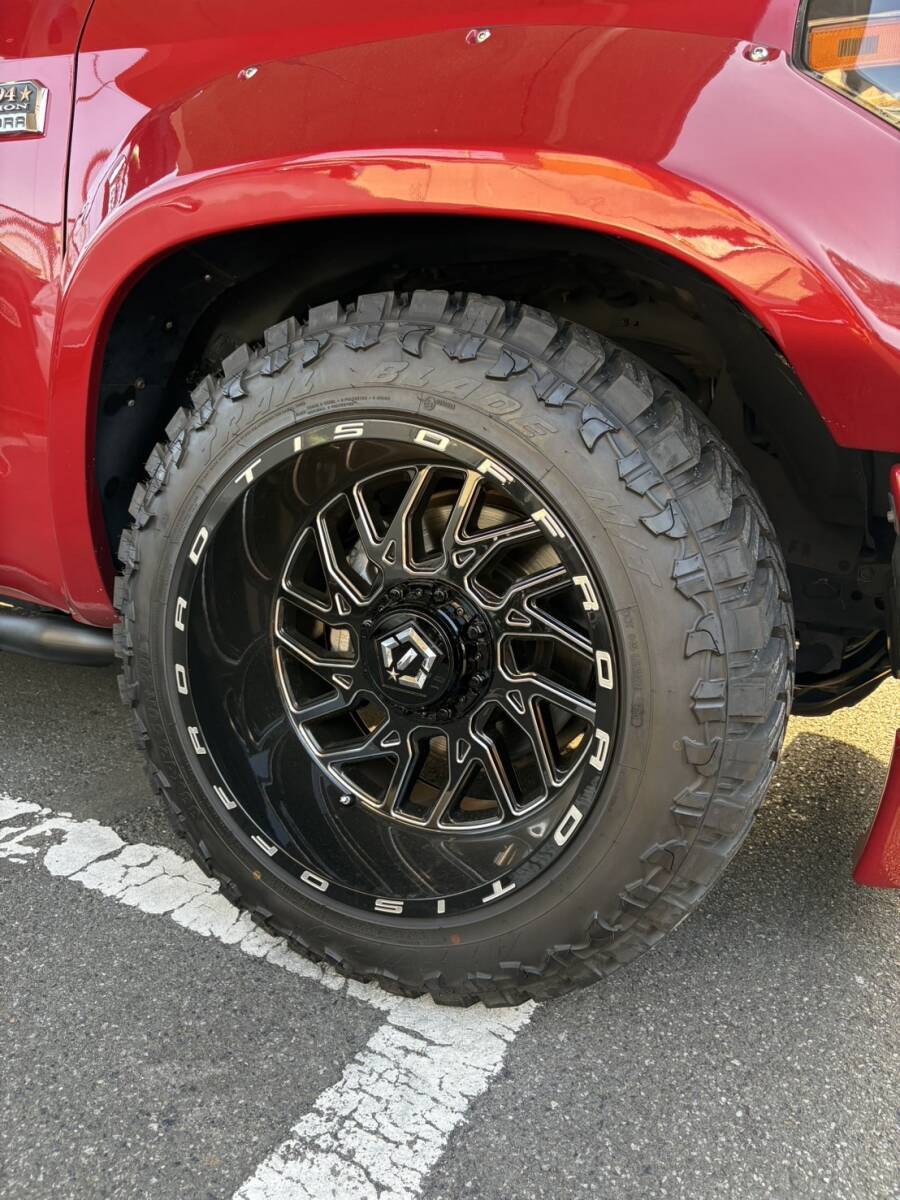 新品同様☆タンドラ☆TIS☆20インチ☆12j☆−44☆ pcd139.7/150-5H☆ATTURO TRAIL BLADE MT 33x12.50R20☆タンドラ☆セコイア_画像8