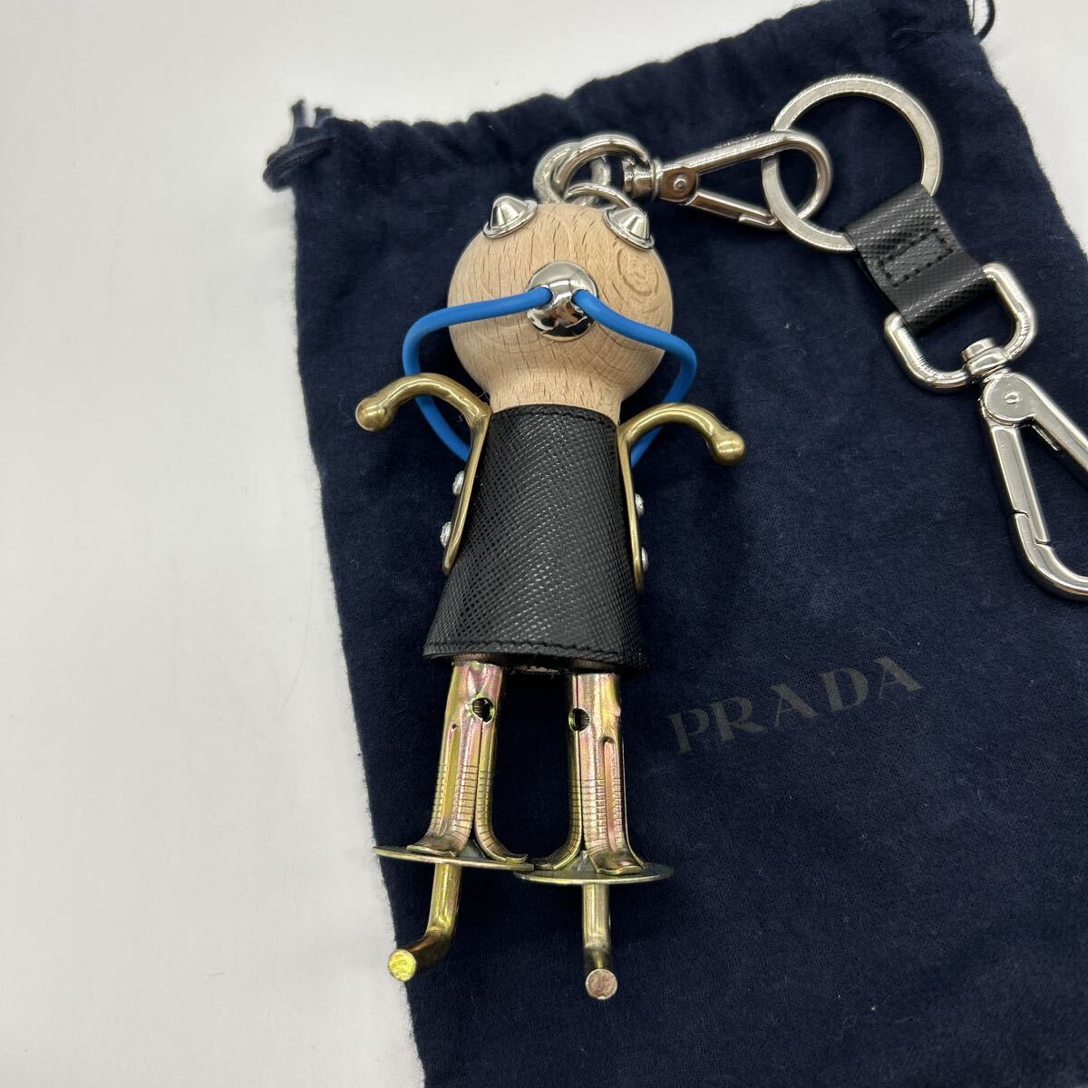 未使用品 PRADA プラダ ロボット ウッド サフィアーノ キーホルダー 大人気ギフト PRADA◇サフィアーノレザー ロボットキーホルダー
