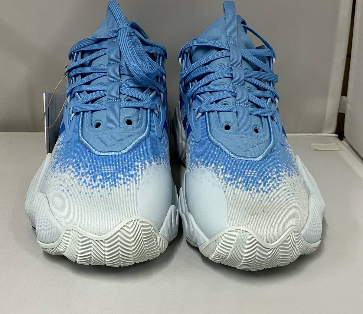 adidasアディダス／IE2707／TRAE YOUNG 3 LOW トレイ ヤング 3 ロー／【箱有】サイズ:27cm／2024年5月1日販売_画像1