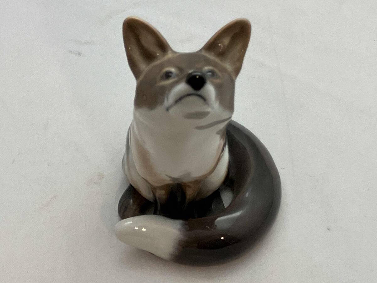 【お買い得品 超人気品】ROYAL COPENHAGEN ロイヤルコペンハーゲン キツネ 狐 フィギュリン 磁器動物 骨董 インテリア 355 デンマーク製_画像3