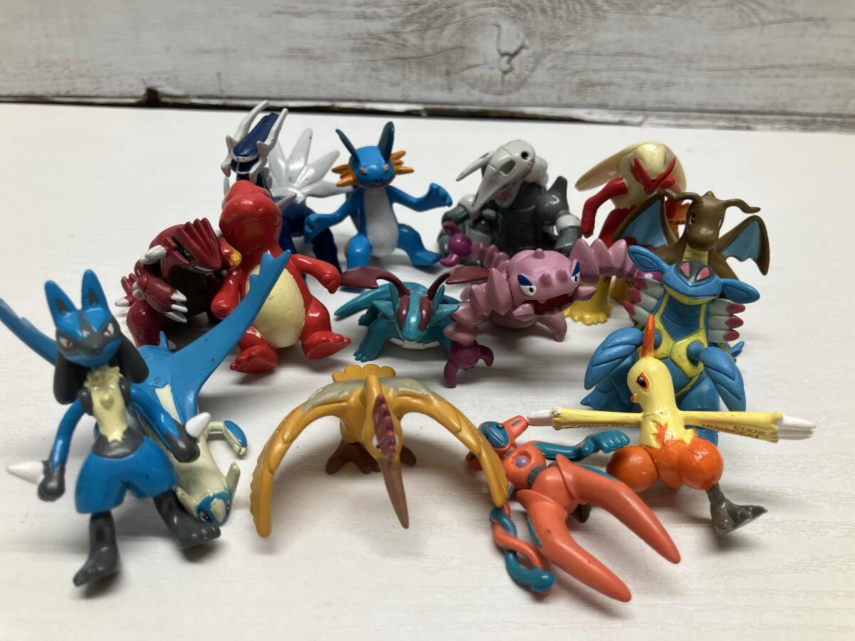 ジャンク 2003年　モンコレ　まとめ売り　ポケモン　ポケットモンスター　ファイヤー　ルカリオ　デオキシス　カイリュー　など