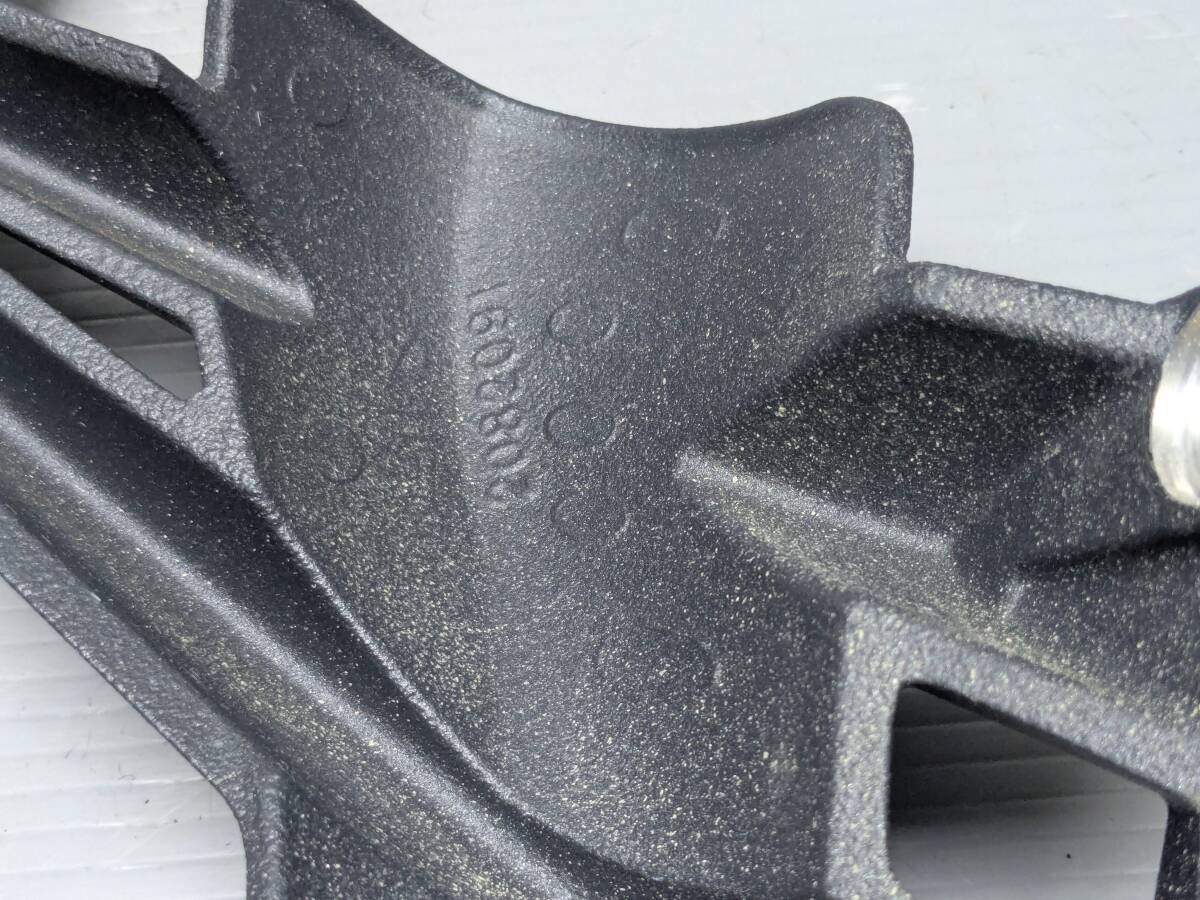 ☆Triumph トライアンフ ストリートトリプル 純正 タンデムステップ 片側 250724KK116_画像7