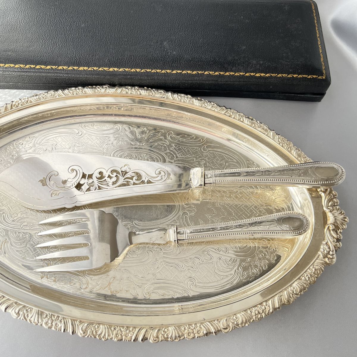 【Martin & Hall】【純銀ハンドル】ビクトリアンの サーバーセット Martin & Hall】【純銀ハンドル】ビクトリアンの サーバーセット