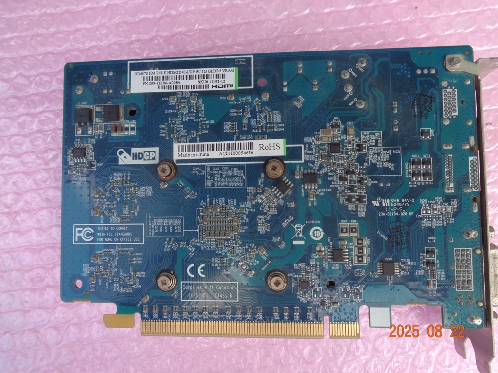 【中古良品-1】SAPPHIRE Radeon HD 6670 1GB DDR5 PCIe x16 ビデオカード DVI/DP/HDMI/VGA