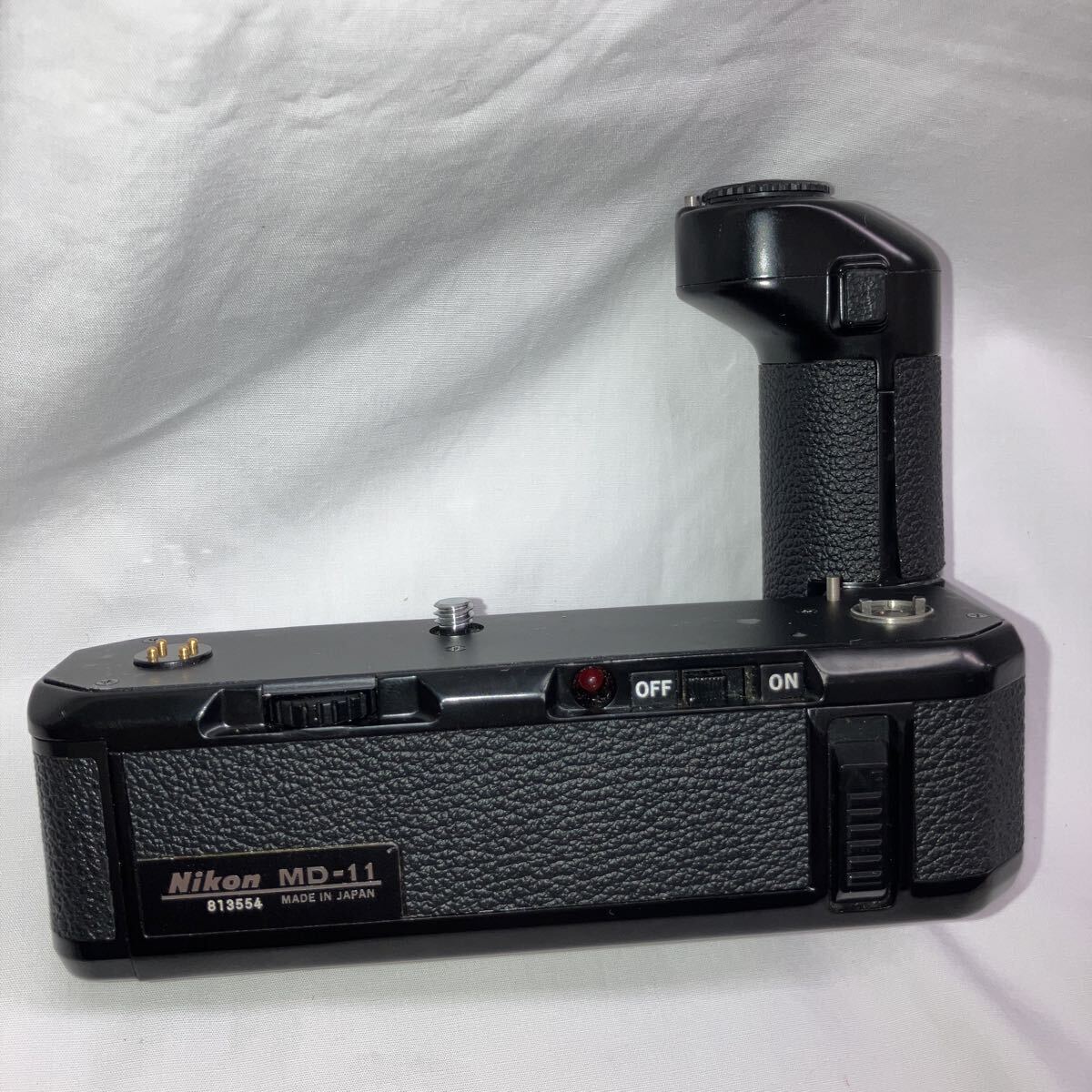 【ゆ98】ニコン　FM 一眼レフカメラ　ドライブ　バッグ付き Nikon レンズ カメラ