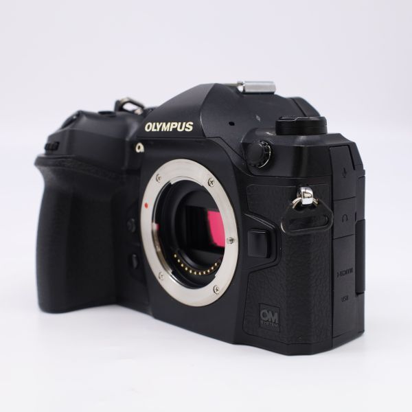 ■4202ショット■ OLYMPUS OM-1 ボディー ブラック 258013 ■并品■