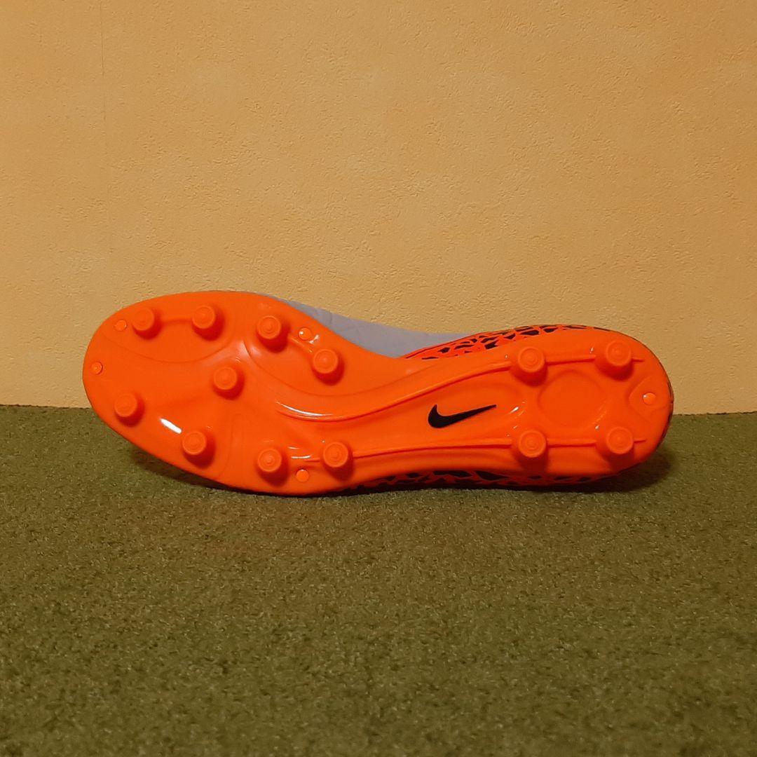 新品・未使用】NIKE ナイキ サッカースパイク ハイパーヴェノム