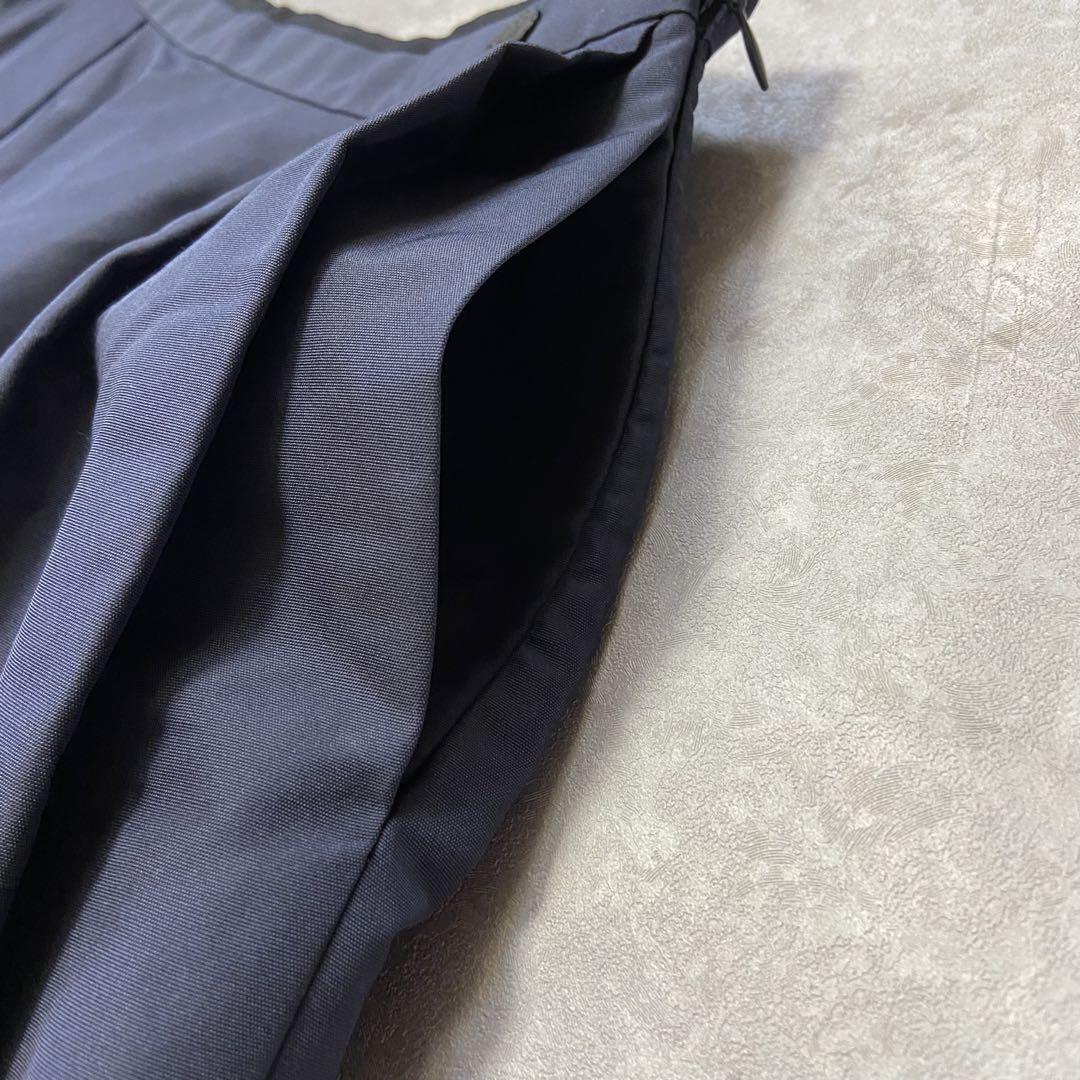 フォクシー FOXEY シルク100% タックスカート フレア ロゴプレート