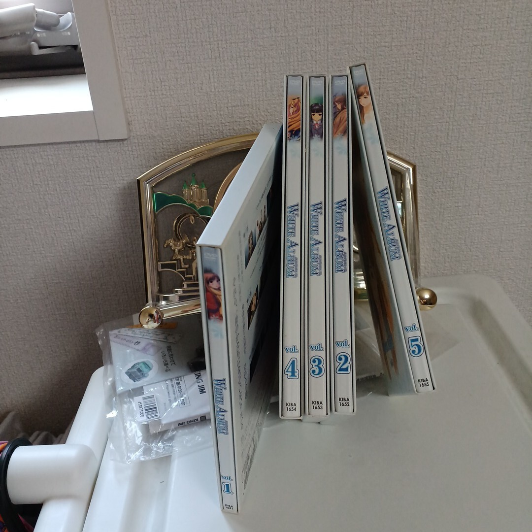 WHITE ALBUM Vol.5/AQUAPLUS (原作) 平野綾 (森川由綺) 水樹奈々 (緒方理奈) 前野智昭 (藤井冬弥) Ele_画像1