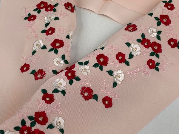 ▼三作▼テイジン　ラミエール　刺繍半衿　日本製　K32_画像2