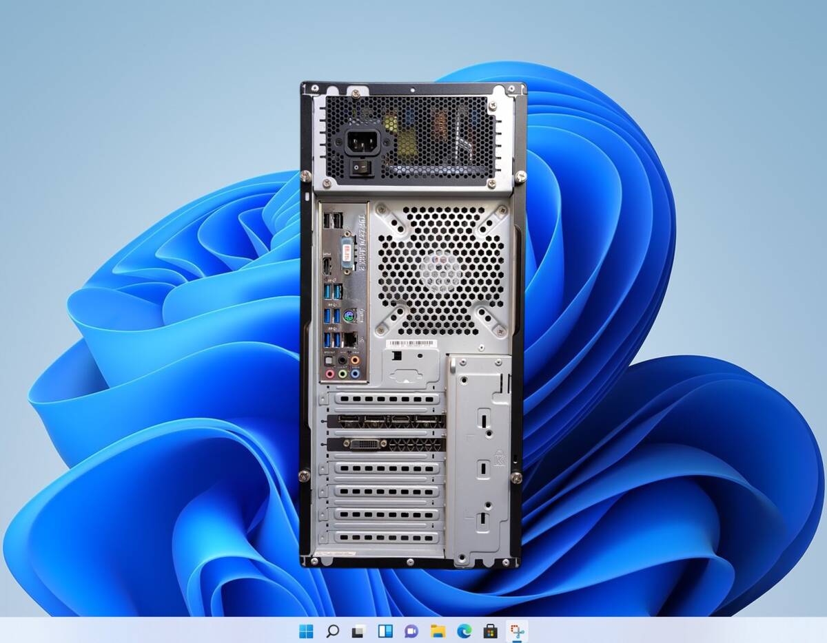 大容量自作ゲーミングPC/Core i7-7700K/16G/GTX1080 ASCII.jp：Core i7-7700KとGTX 1080を搭載！ G-Tune新ゲーミングPC