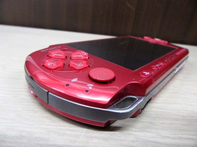 ジャンク扱い ソニー PSP-3000 ラディアント?レッド バッテリーパックなし メモリースティック付屬 起動確認済み 現(xiàn)狀品 苫小牧西店